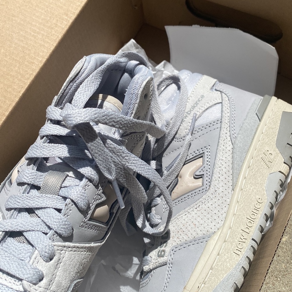 New Balance 650R - Picture 3 of 4
